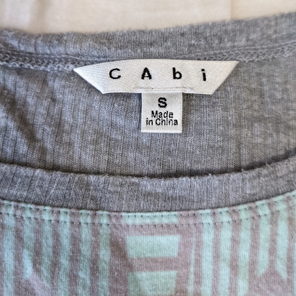 CAbi Sleeveless Printed Top Small - Picture 3 of 6